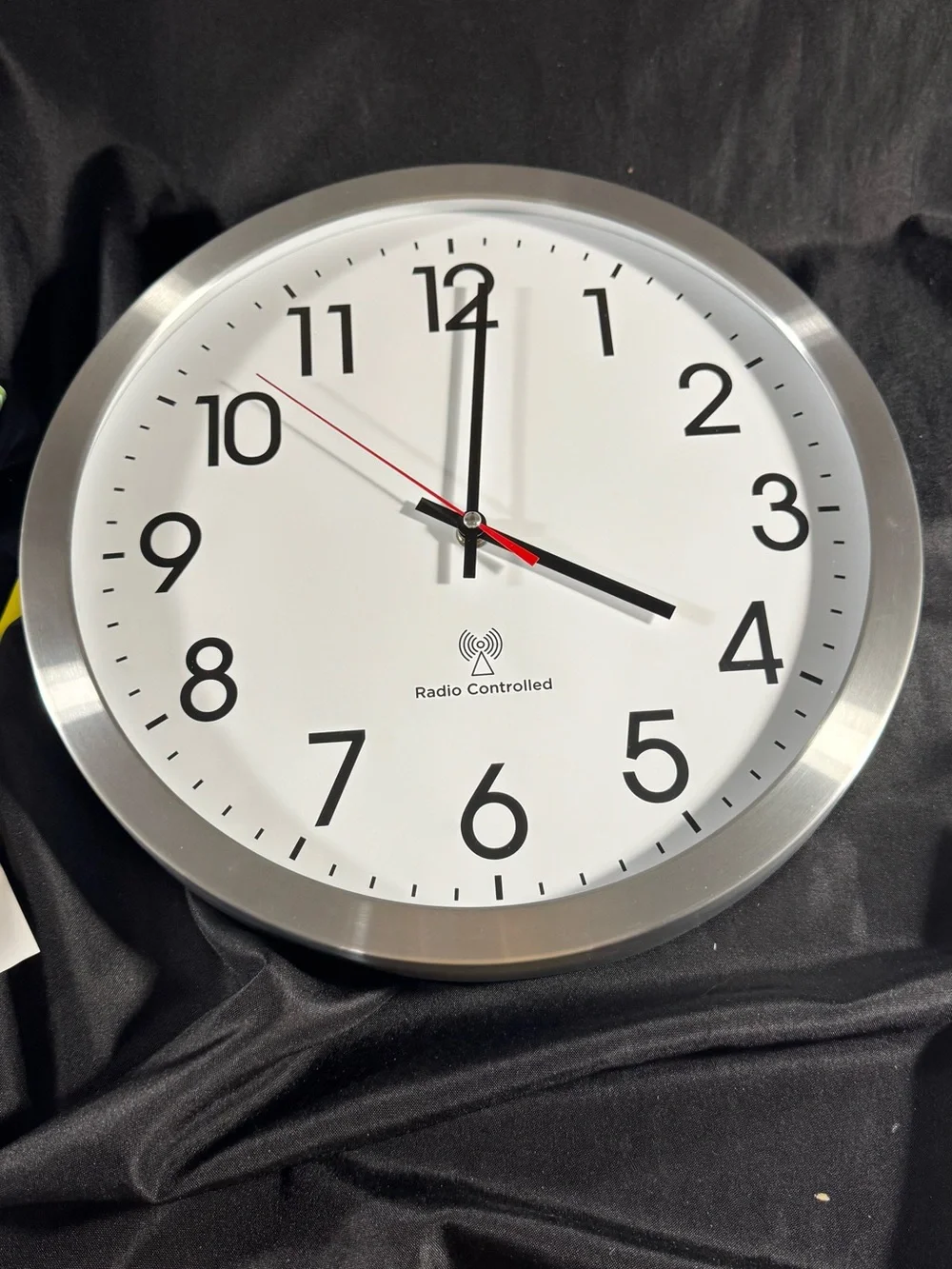 Atomic Analog Wall Clock, 14Inch Radio Controlled Sets 14 Inch White